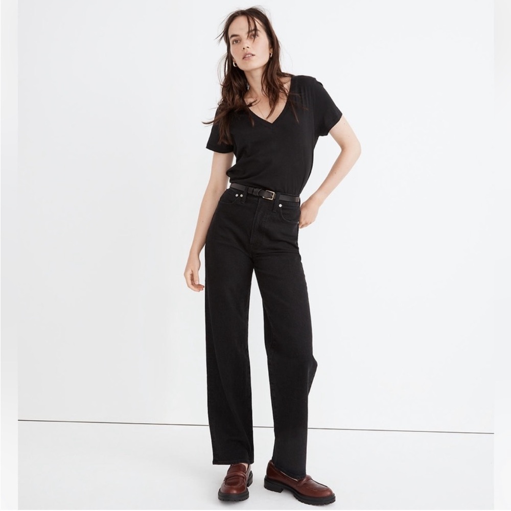 Madewell “the perfect vintage wide-leg jean” size 28, black